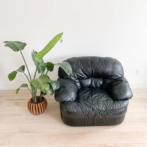 Postmodern Leather Lounge Chair – Atomic Furnishing & Design