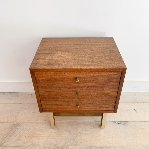 American of Martinsville Nightstand – Atomic Furnishing & Design