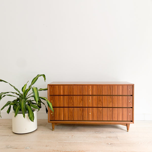kroehler mid century modern dresser Kroehler Low 6 Drawer Dresser