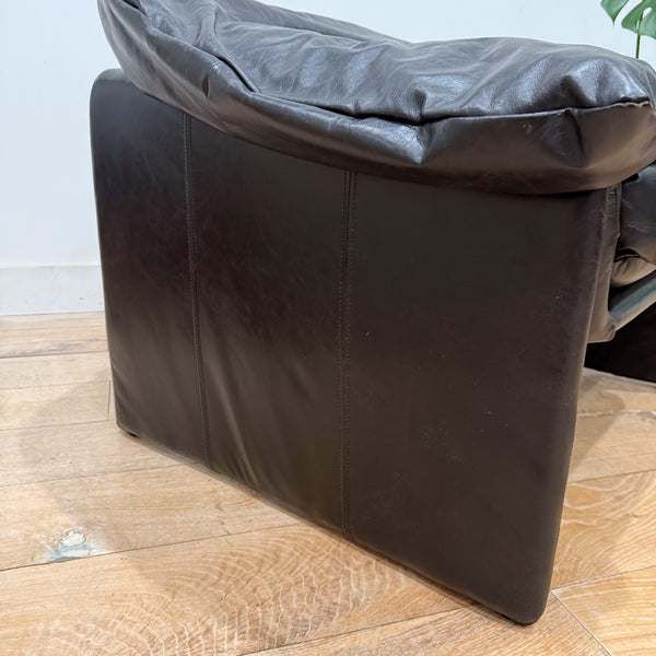 Postmodern Leather Lounge Chair – Atomic Furnishing & Design