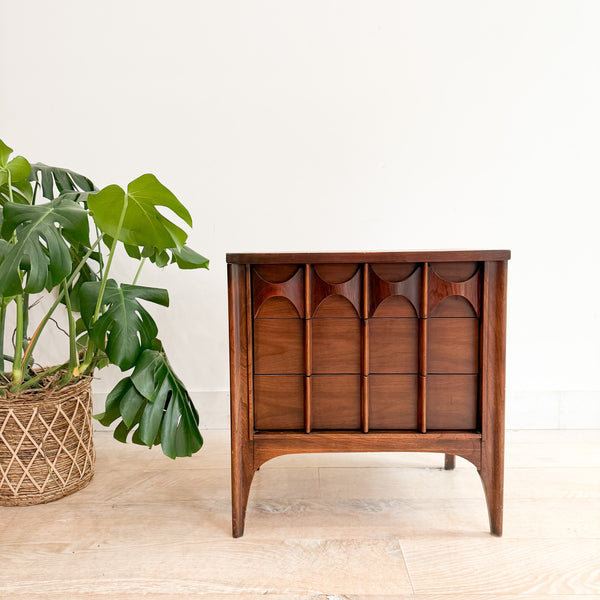 Kent Coffey Perspecta Nightstand – Atomic Furnishing & Design