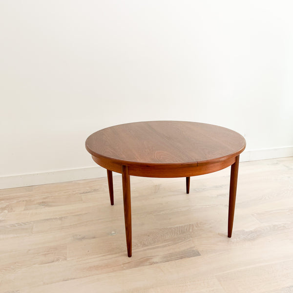 G Plan Round Dining Table w/ Butterfly Leaf – Atomic