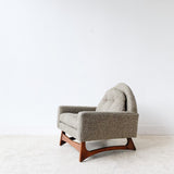 Mid Century Lounge Chair w/ Sculpted Base by Kroehler