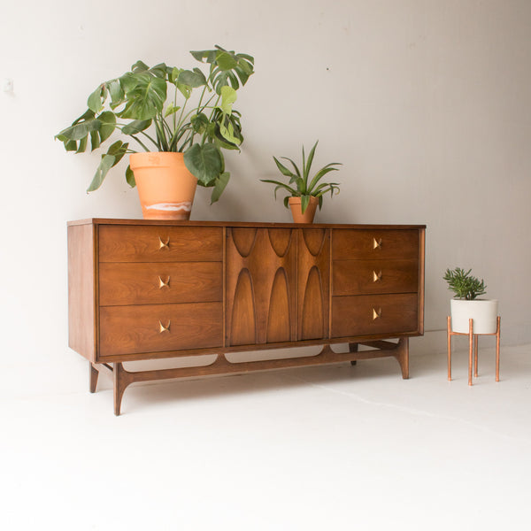 broyhill mid century modern dresser Broyhill Brasilia Mid Century Walnut Magna Dresser