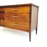 Broyhill Saga Dresser