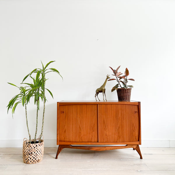 Danish Teak Credenza w/ Sculpted Legs – Atomic Furnishing