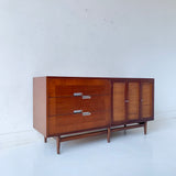 Mid Century Modern American of Martinsville Dresser