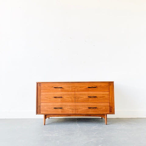 Mid Century Modern Kroehler Dresser