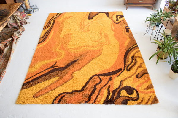 Mid Century Rya Rug – Atomic Furnishing & Design