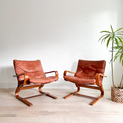 Pair of Westnofa Lounge Chairs