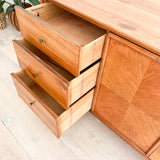 Kroehler 9 Drawer Dresser