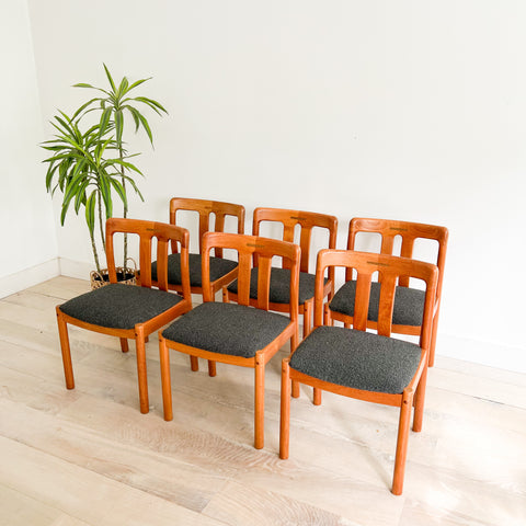 Set of 6 Uldum Teak Dining chairs w/ Rosewood Inlay