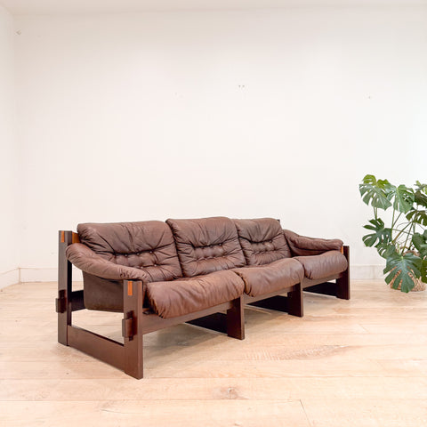 Scandinavian/Brasilian Style Tufted Sofa