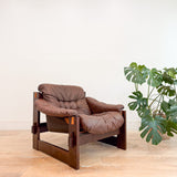 Scandinavian/Brasilian Style Tufted Chair