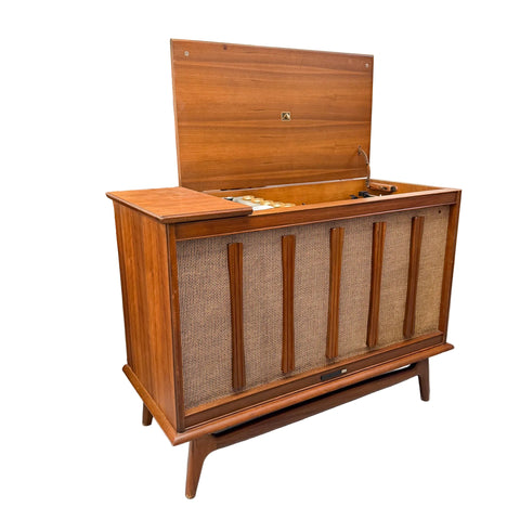 60’s RCA Tube Stereo Retromod