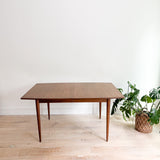 Broyhill Sculptra Dining Table w/ 3 Leaves