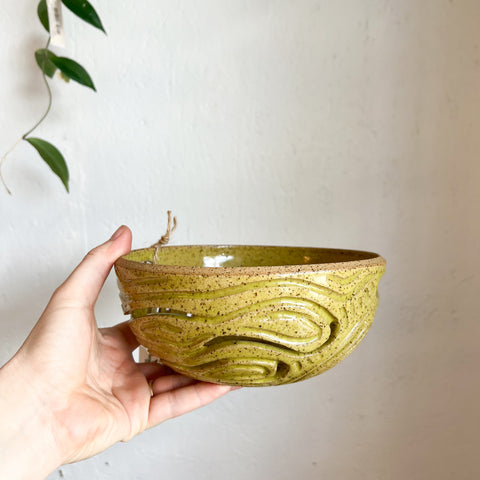 Berry Bowl / Strainer Stoneware - Lemon