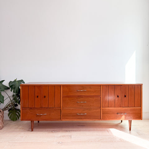 Mid Century Credenza/Media Cabinet