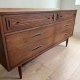 Broyhill Sculptra Dresser