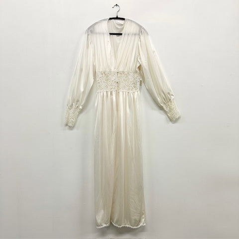 White Lace Dressing Gown