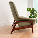 Dux Lounge Chair w/ New Gr. Upholstery