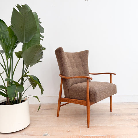 Mid Century Wingback Lounge Chair
