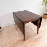 Broyhill Saga Dining Table w/ 1 Leaf