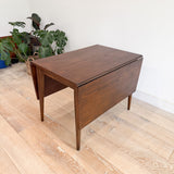 Broyhill Saga Dining Table w/ 1 Leaf