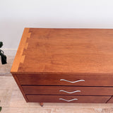 Lane Acclaim Low 6 Drawer Dresser
