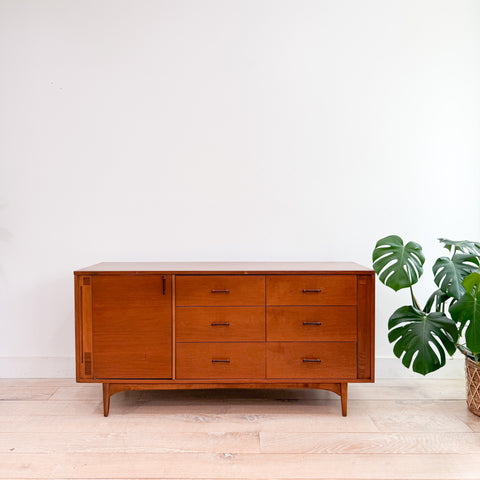 Kroehler Low Dresser