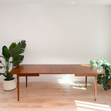 American of Martinsville Dining Table - 3 Leaves