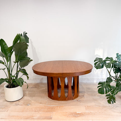 Harvey Probber Dining Table w/ 2 Leaves