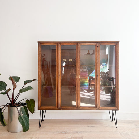 Broyhill Brasilia Curio Cabinet