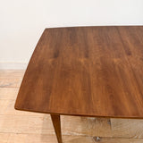 Broyhill Brasilia Dining Table w/ 2 Leaves
