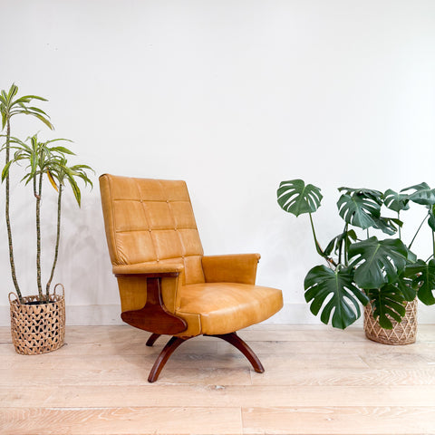 Mid Century Swivel Lounge Chair