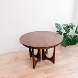 Broyhill Brasilia Dining Table w/ 1 Leaf