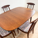 Broyhill Sculptra Dining Set