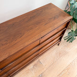 Lane Rhythm Low 9 Drawer Dresser