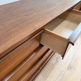 Lane Rhythm Low 9 Drawer Dresser