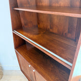 Drexel Corner Cabinet/Hutch