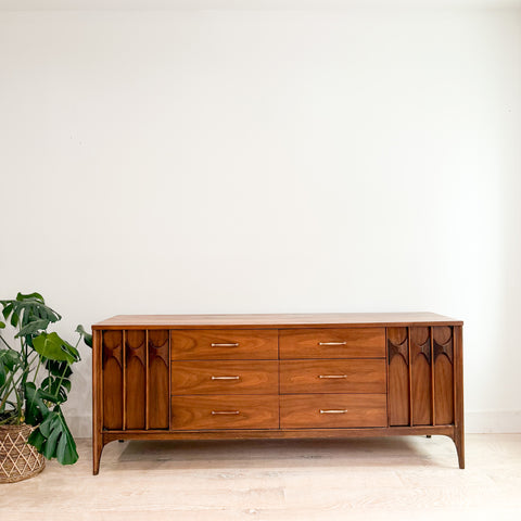 Kent Coffey Perspecta Low Dresser