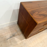 Lane Perception Low Dresser