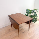 Broyhill Brasilia Dining Table w/ 1 Leaf