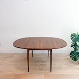 Broyhill Brasilia Dining Table w/ 1 Leaf