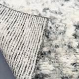 White/Grey Shag Rug - 5'1x6'11