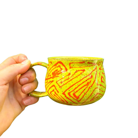 11 oz Overlaid Mug in Lemon/Cherry