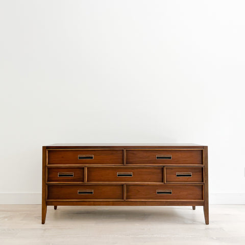 Mid Century Modern Drexel Paragon Low Dresser Mid Century Modern Drexel Paragon Low Dresser