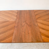 Mid Century American of Martinsville Dining Table w/ 1 Leaf