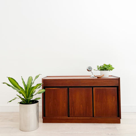 Mid Century Dillingham Buffet