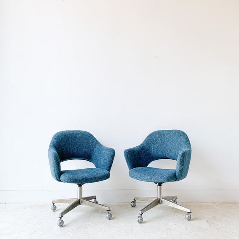 Pair of Mid Century Swivel Chairs by Knoll